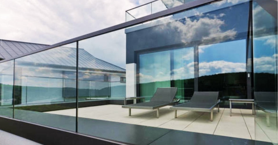 Installation garde-corps verre PGI Habitat